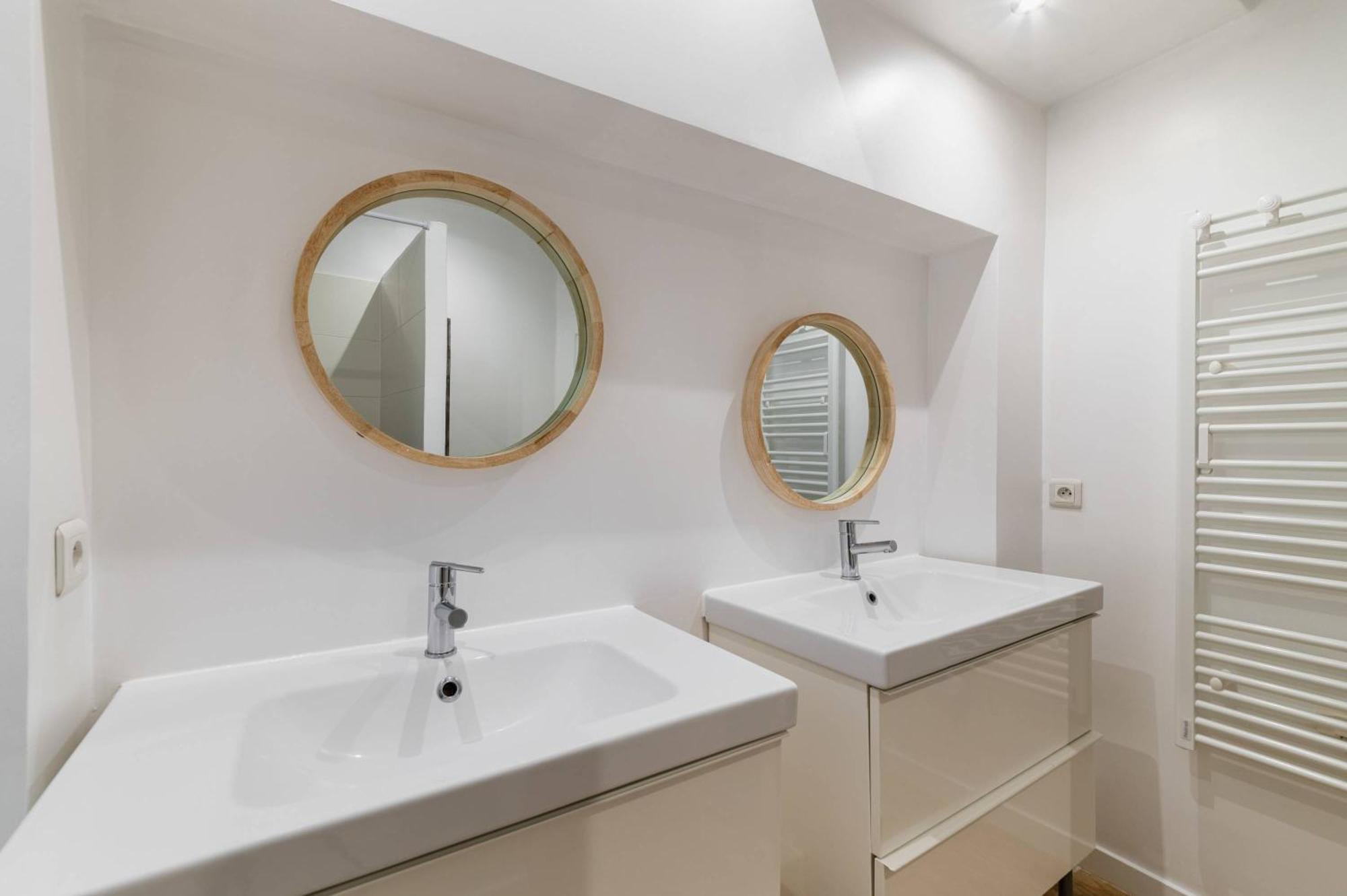 Appartement Familial Proche Des Commerces - 8P - Flat-Guest パリ エクステリア 写真